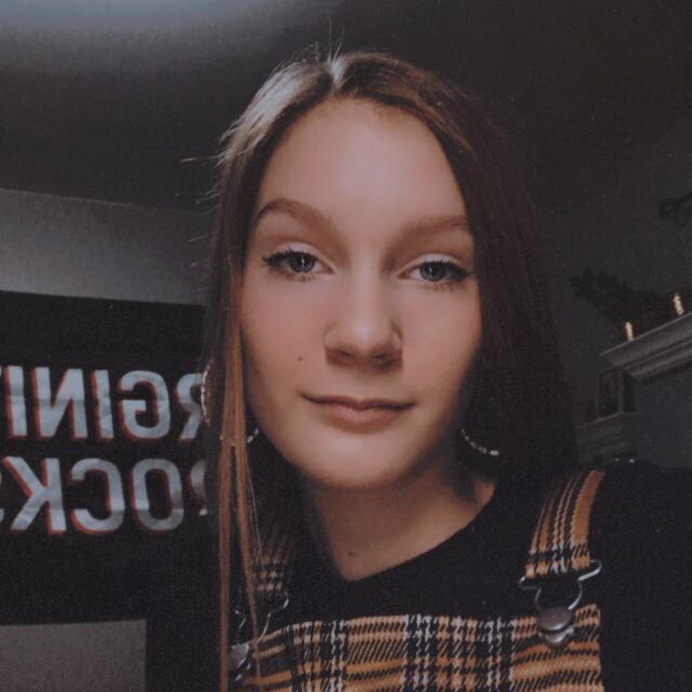 Meet your Posher, Adison